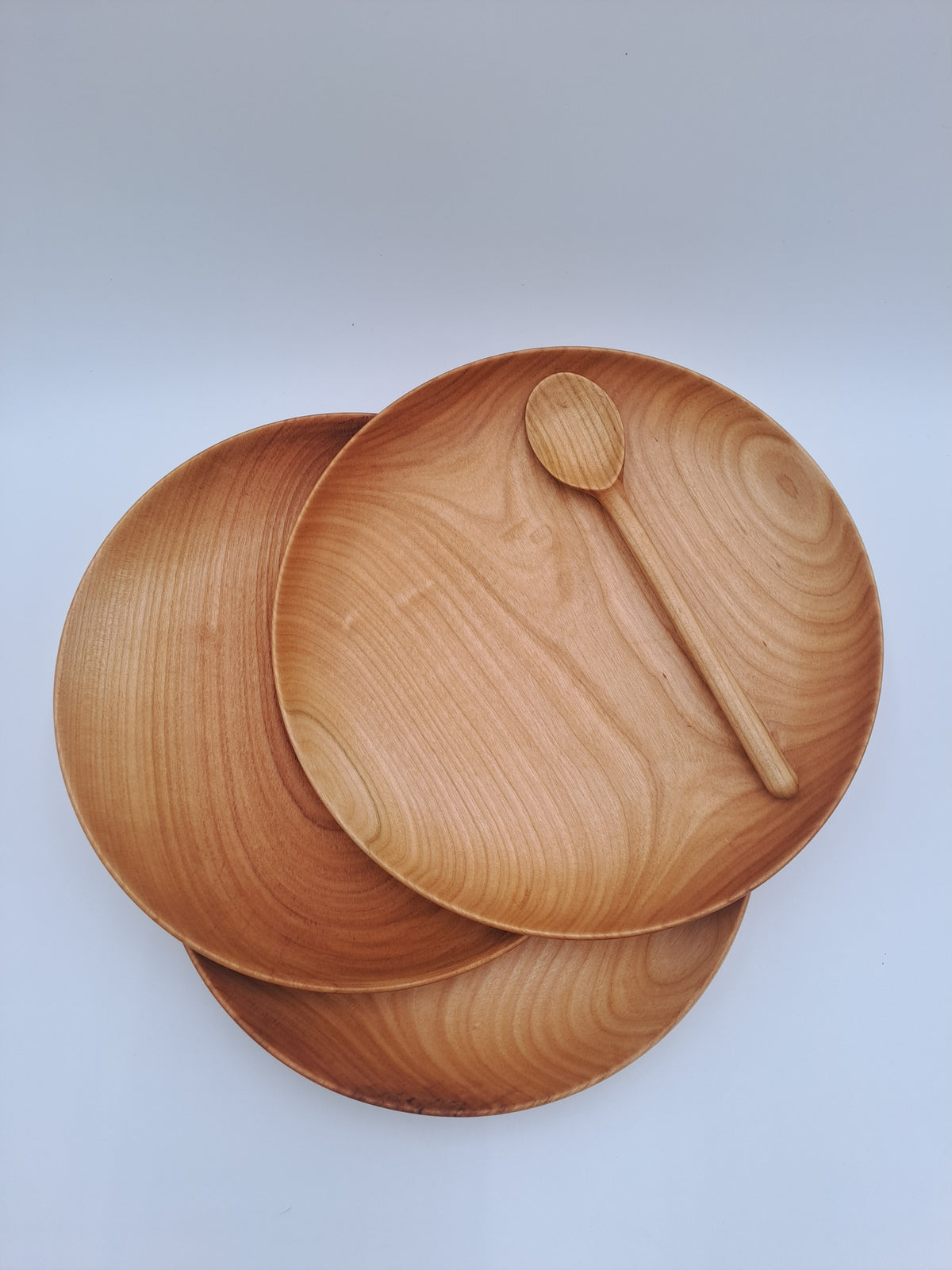 Assiette en merisier