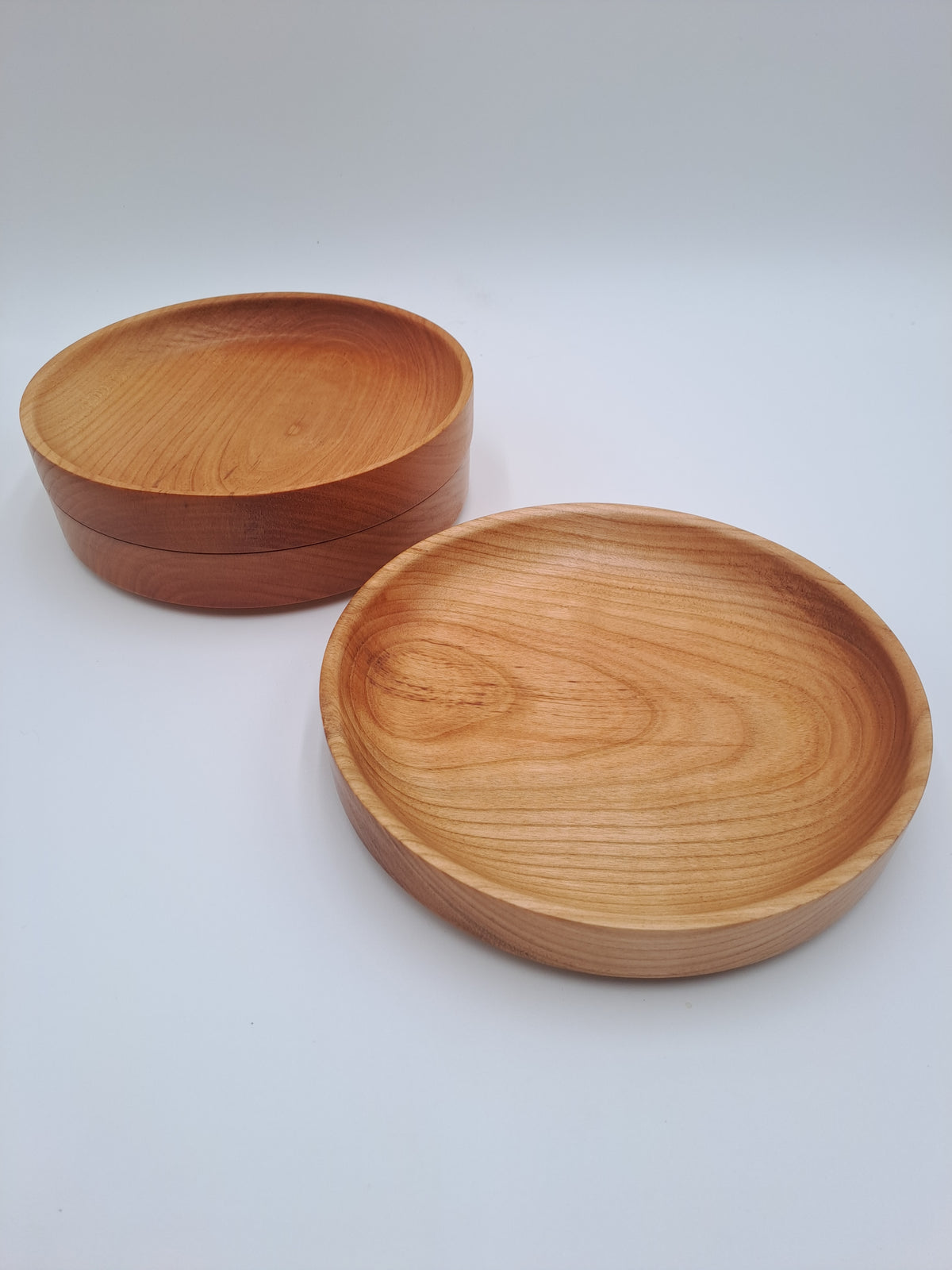 Assiette en merisier