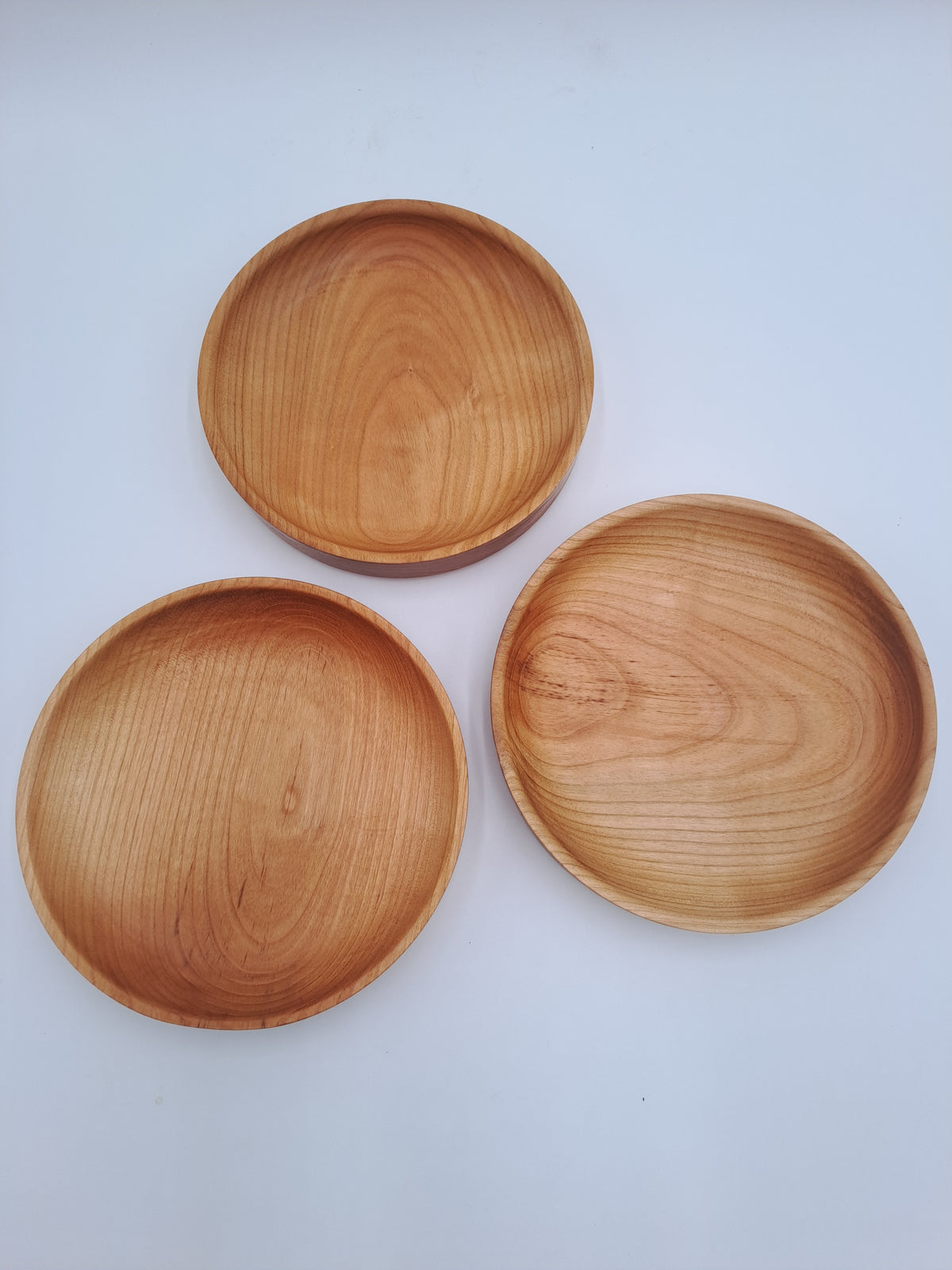 Assiette en merisier
