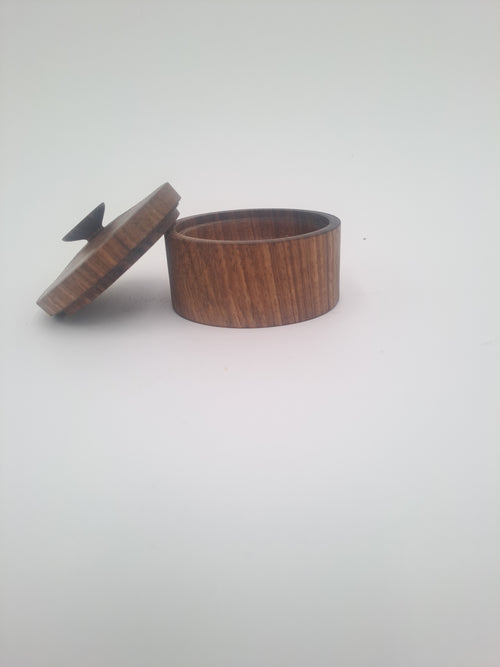 Walnut box 001