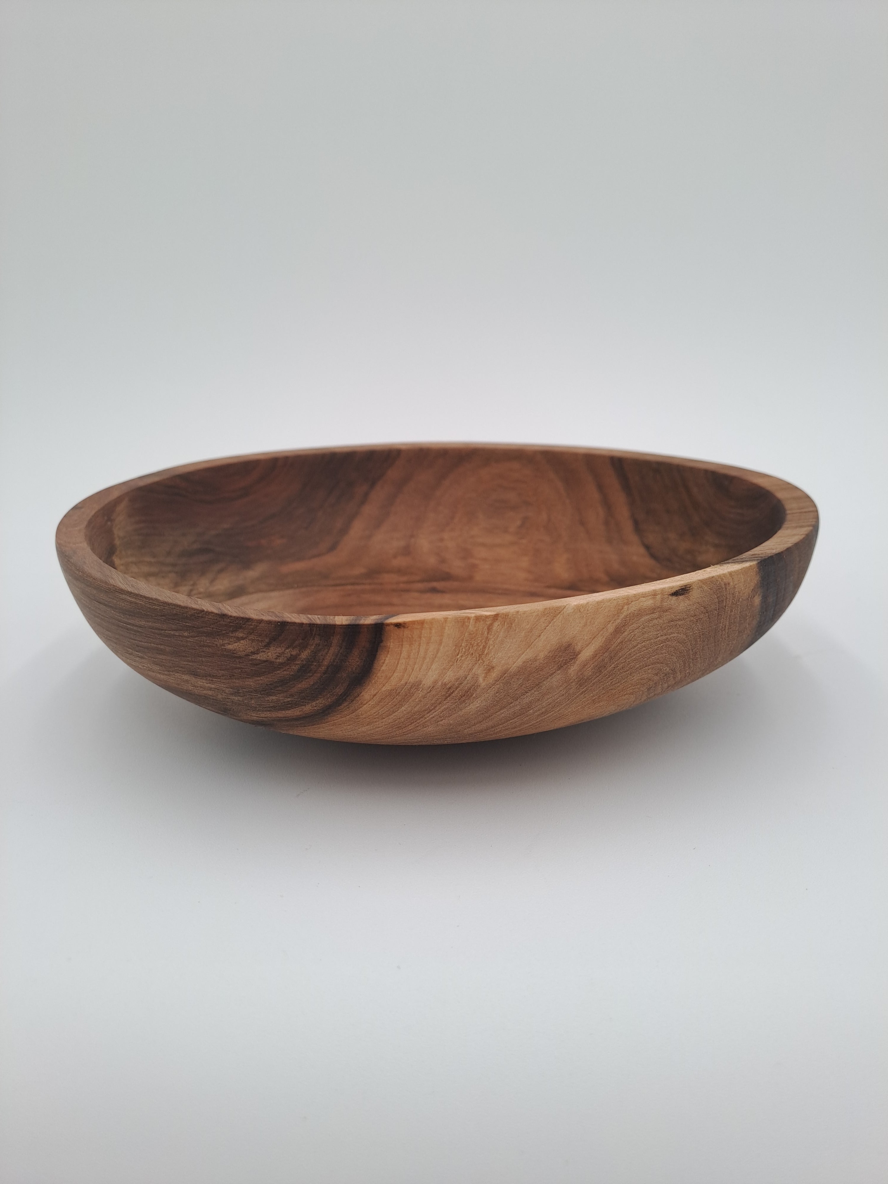 Plat en noyer 002